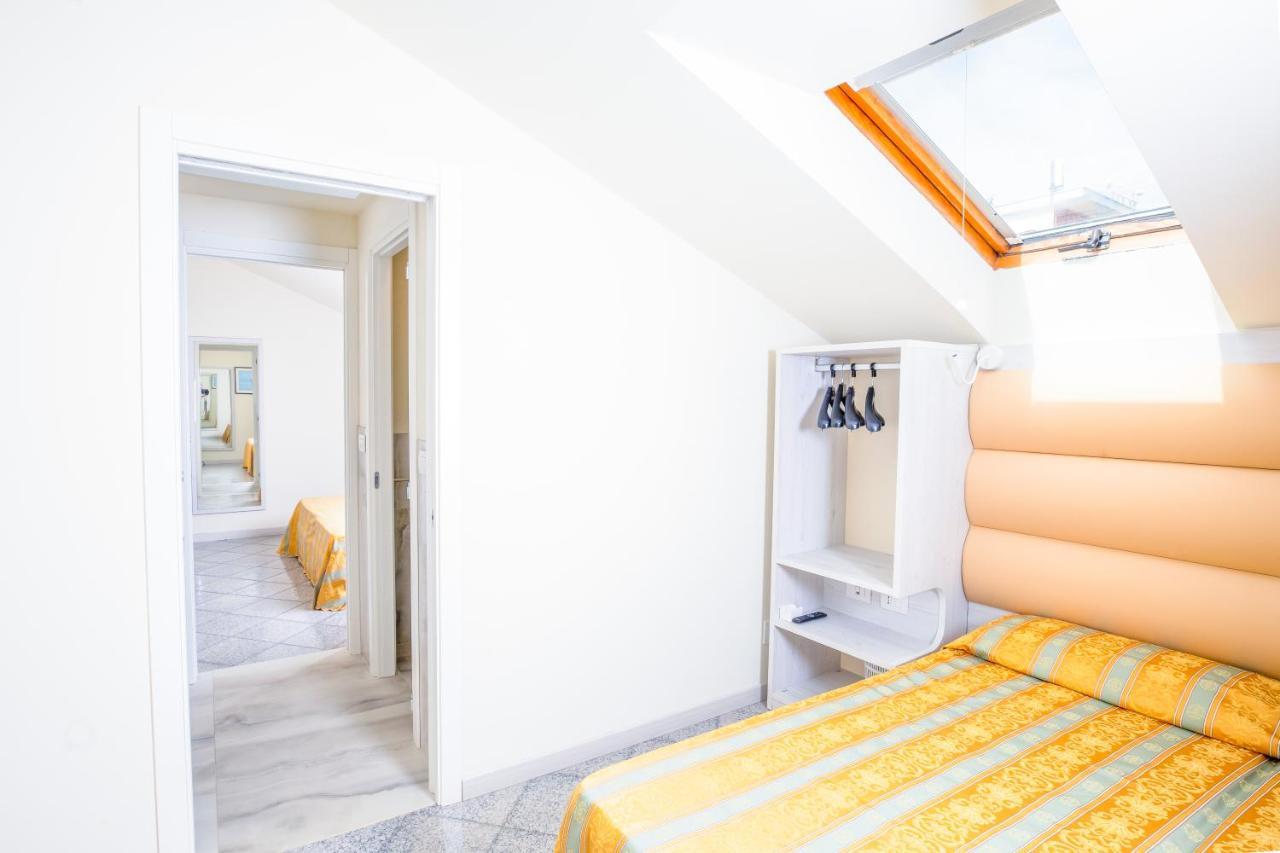 Hotel Rosalba - Valentini Family Village Bellaria-Igea Marina Exterior photo